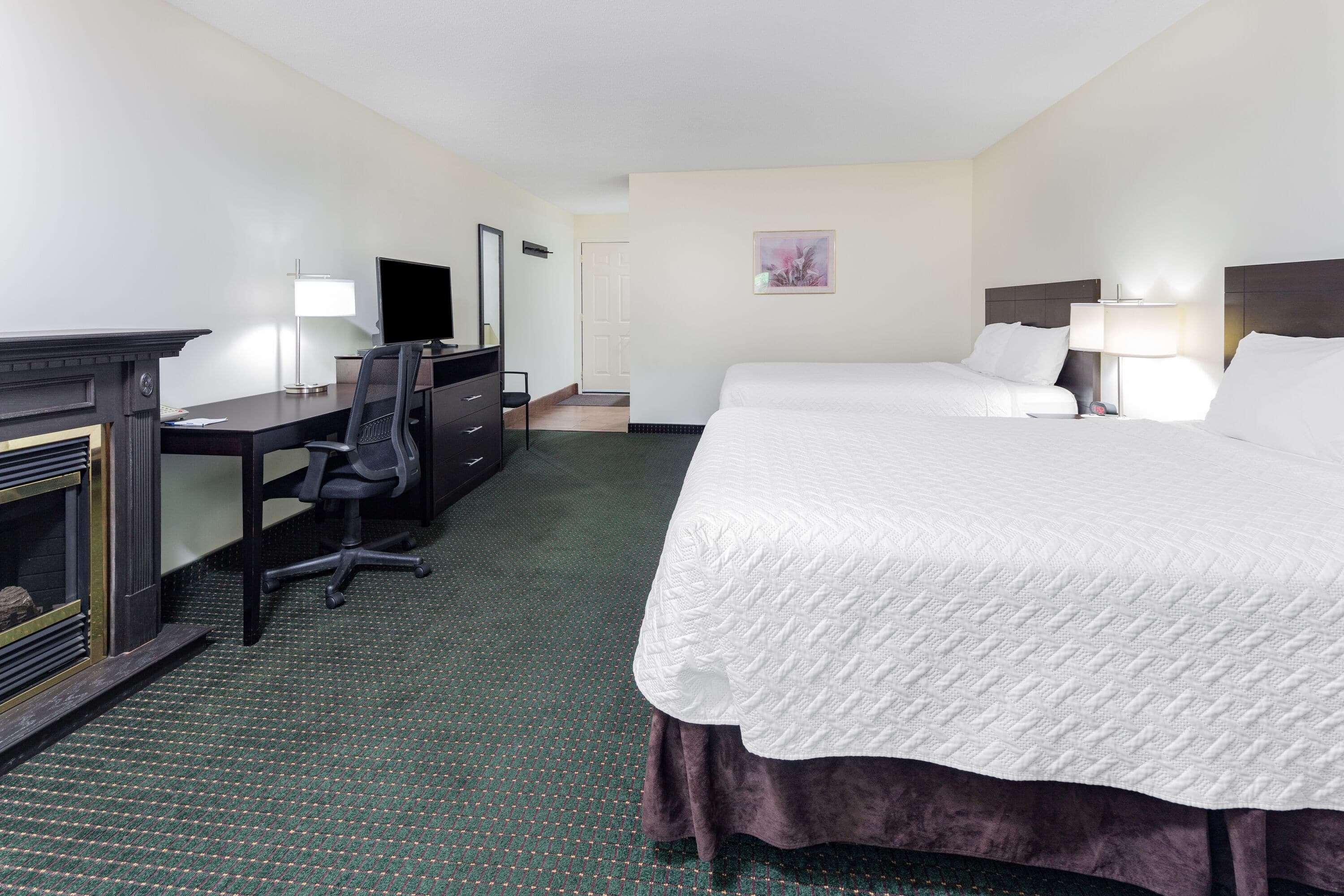 Travelodge By Wyndham Bracebridge Esterno foto
