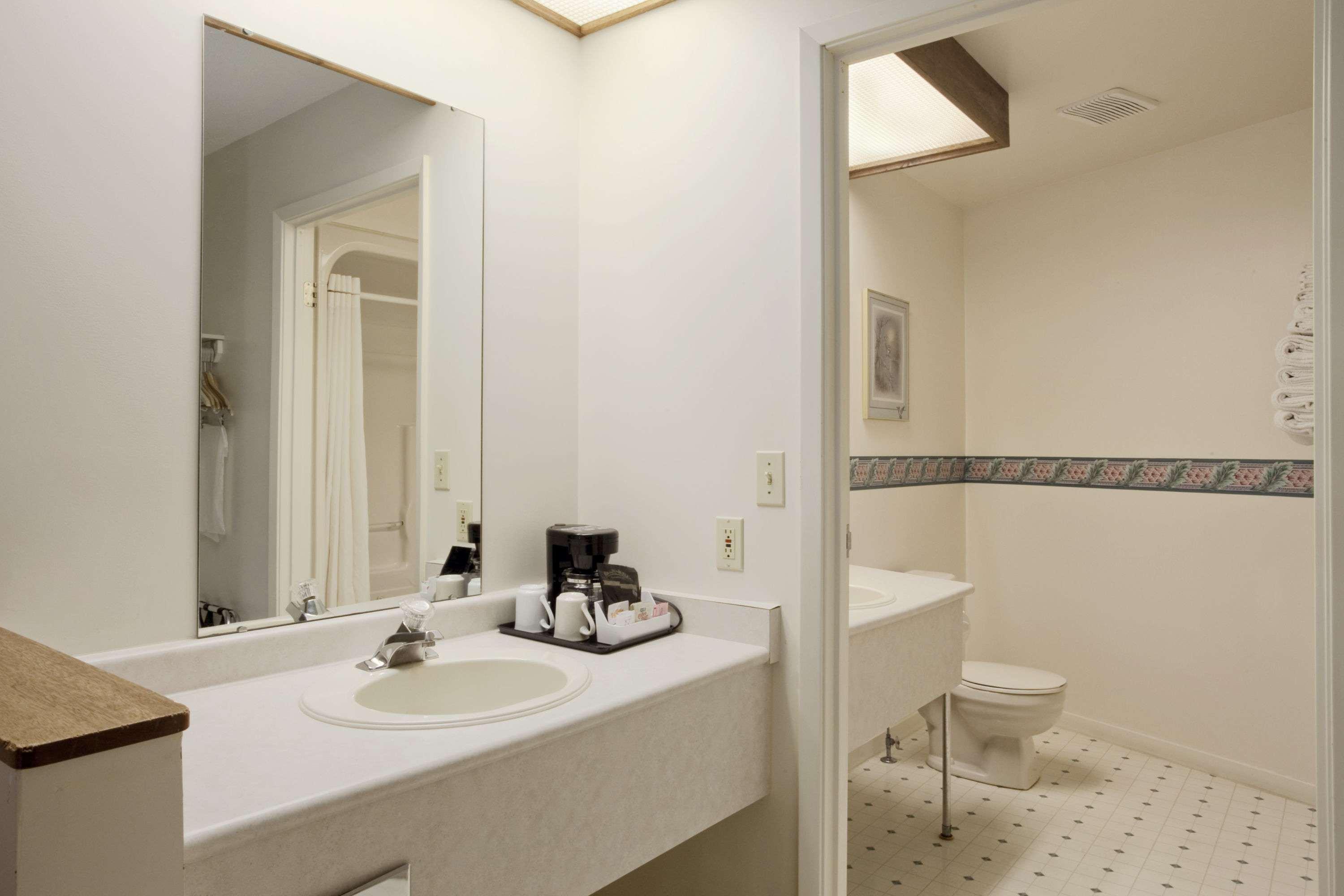 Travelodge By Wyndham Bracebridge Esterno foto